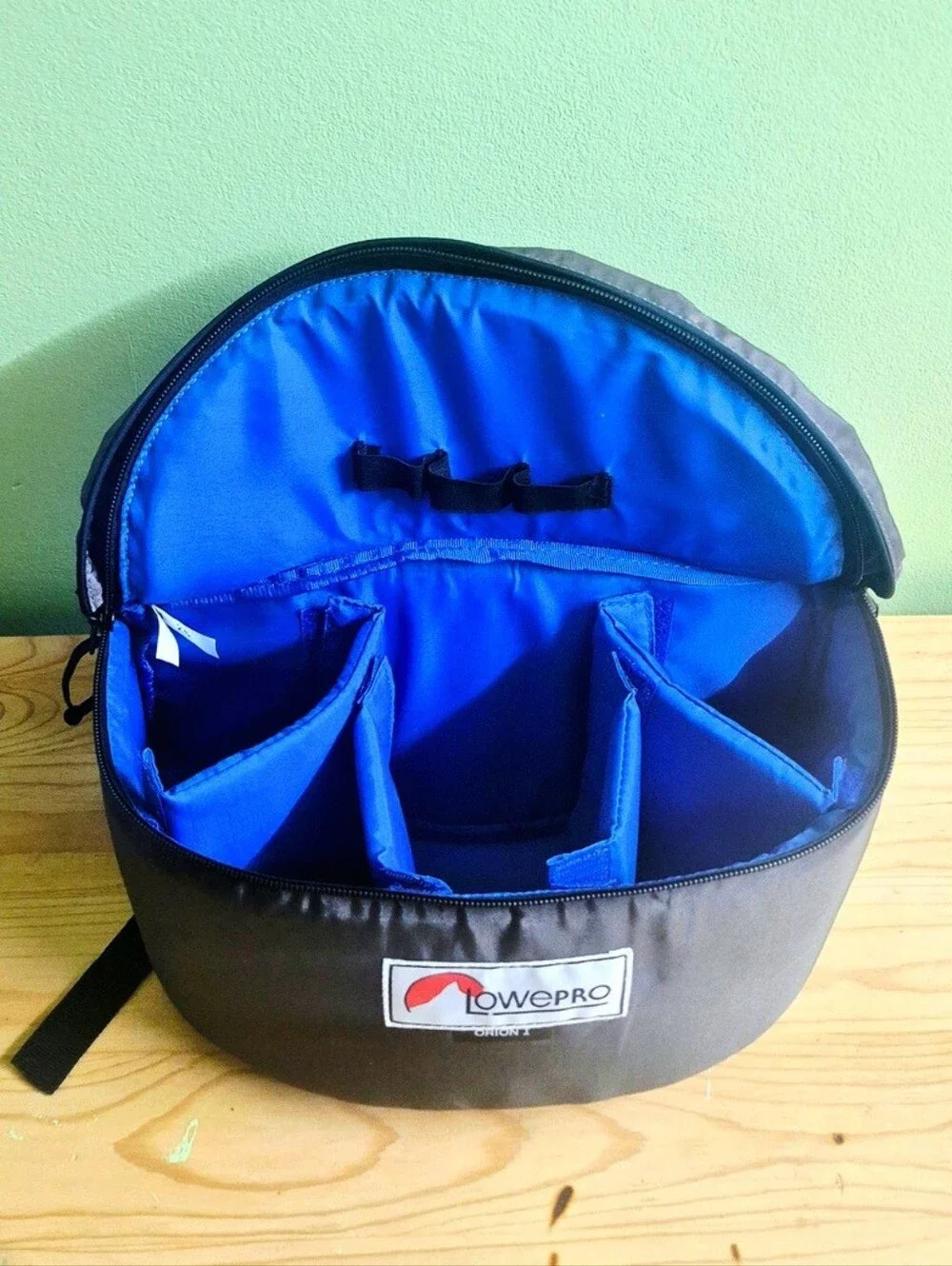 Lowepro Orion 1 Camera Waist Belt Pack – Padded Fanny Pack – Grey/Blue